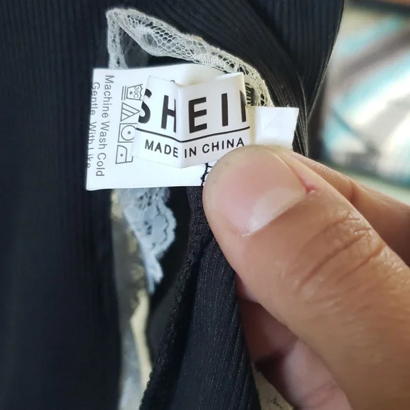 SHEIN SIZE XL BLACK AND LACE DRESS - Picture 7 of 7